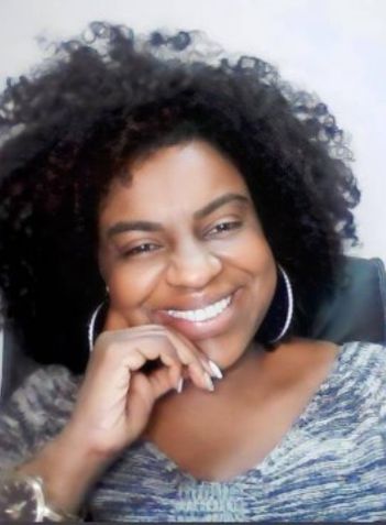 Ana Cristina Albuquerque — Psicóloga — Especialista em TCC